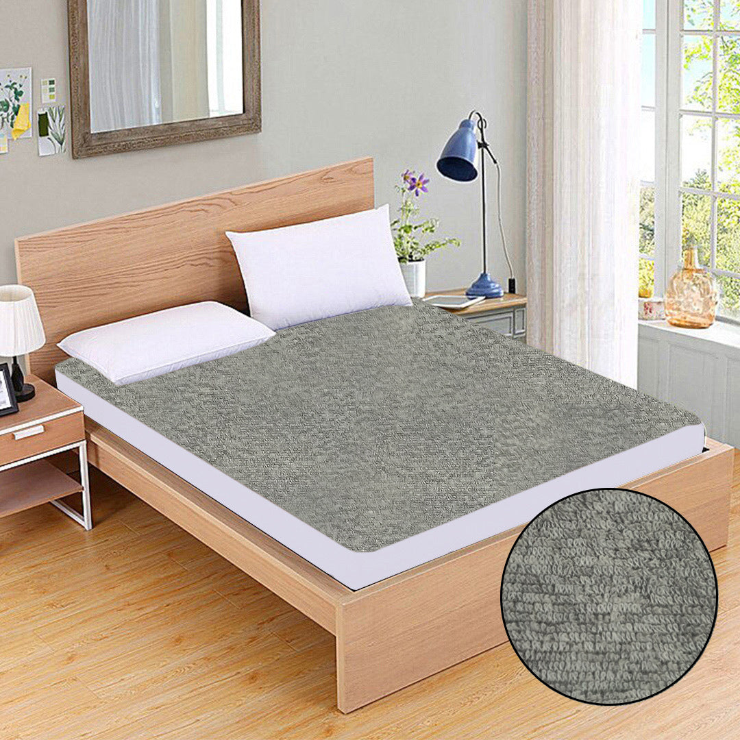 Manufacturer Noiseless Anti-Bacteria Air-Permeable Anti Dust Mite Terry  Cotton PEE Water Proof Mattress Covers Protector - China Mattress Protector  and Waterproof Mattress Protector price