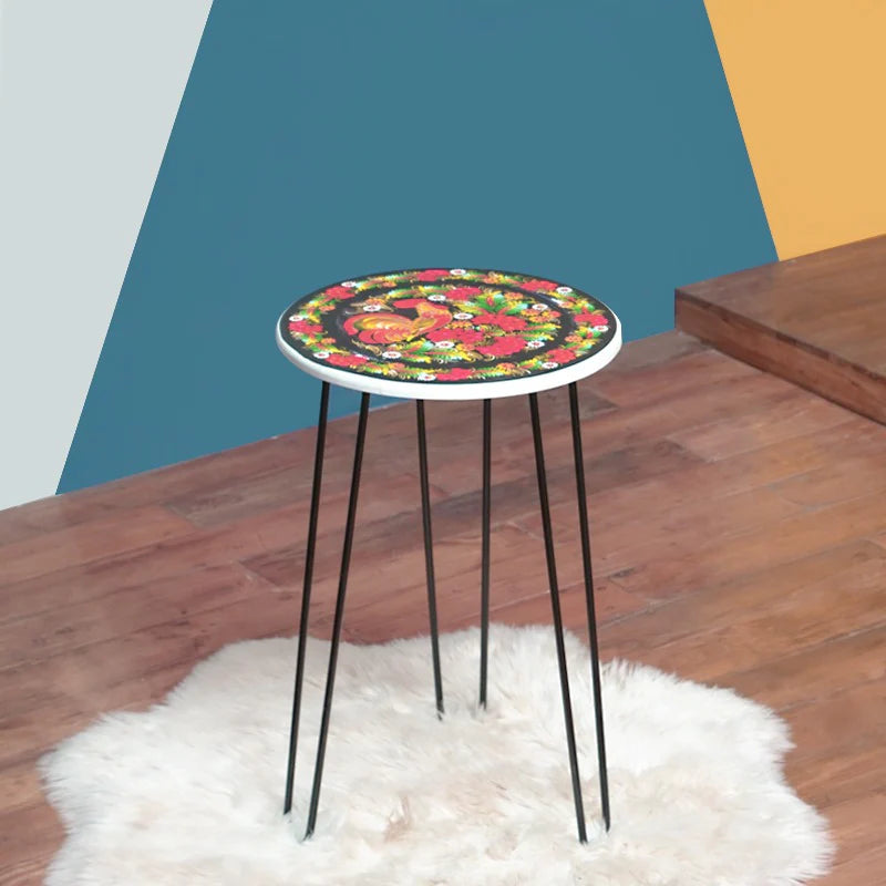 The Roosters Hairpin Table