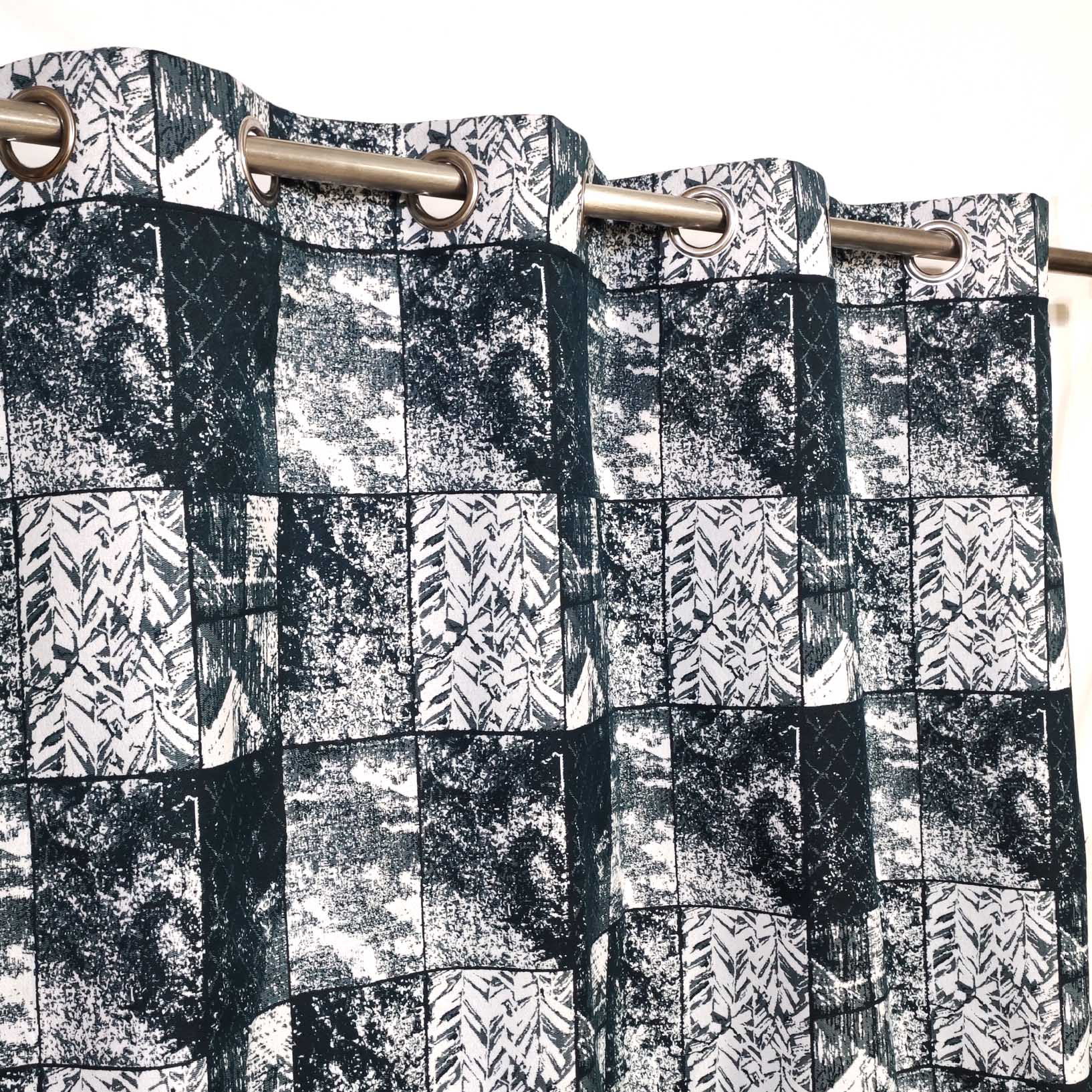 Fonds Culture Thick Viscose Curtain Dark Green on White Base
