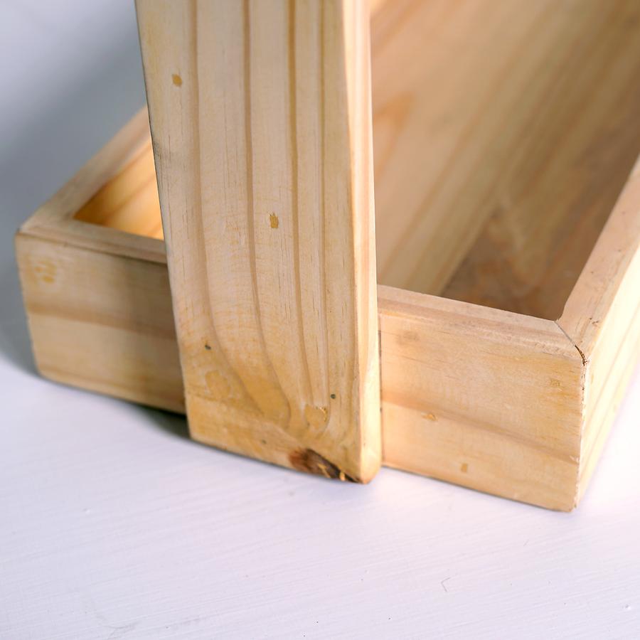 Miscellaneous Serving Rack