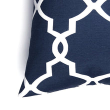 Chain Design - Throw Pillow Cover - waseeh.com