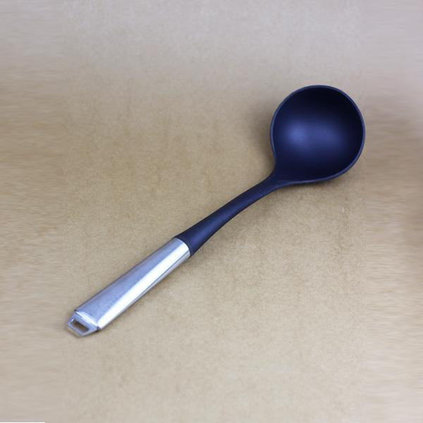 Black colored silicon spoon - waseeh.com