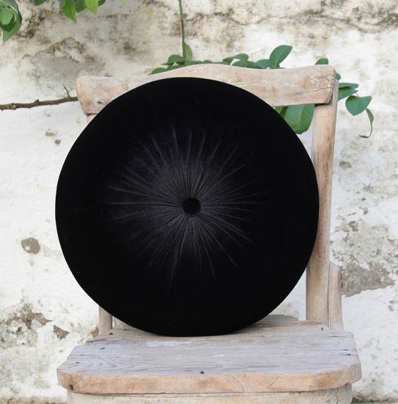 Velvet Round Pumpkin Futon Cushion - waseeh.com