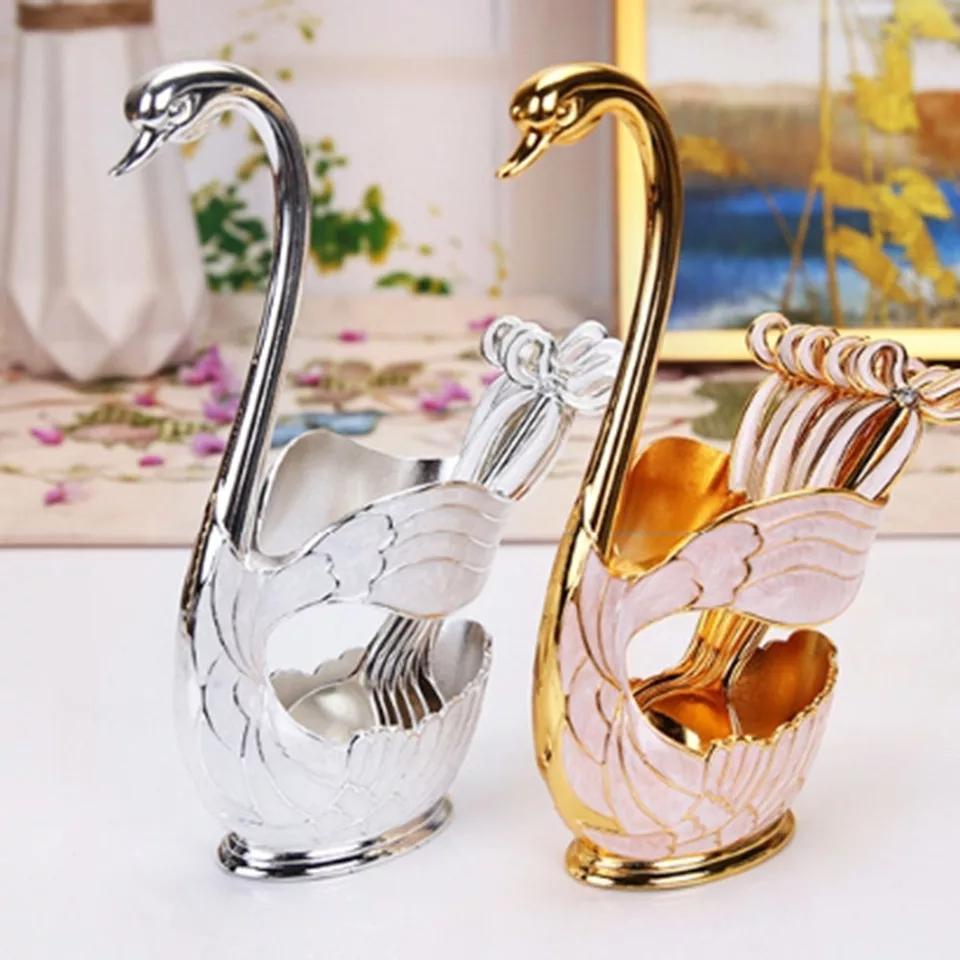 Spunky Swan Spoon Set - waseeh.com