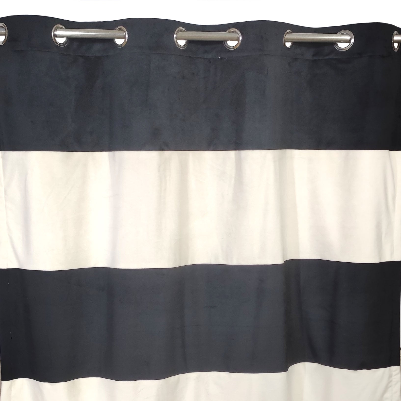 2 Color Patches Velvet Curtain