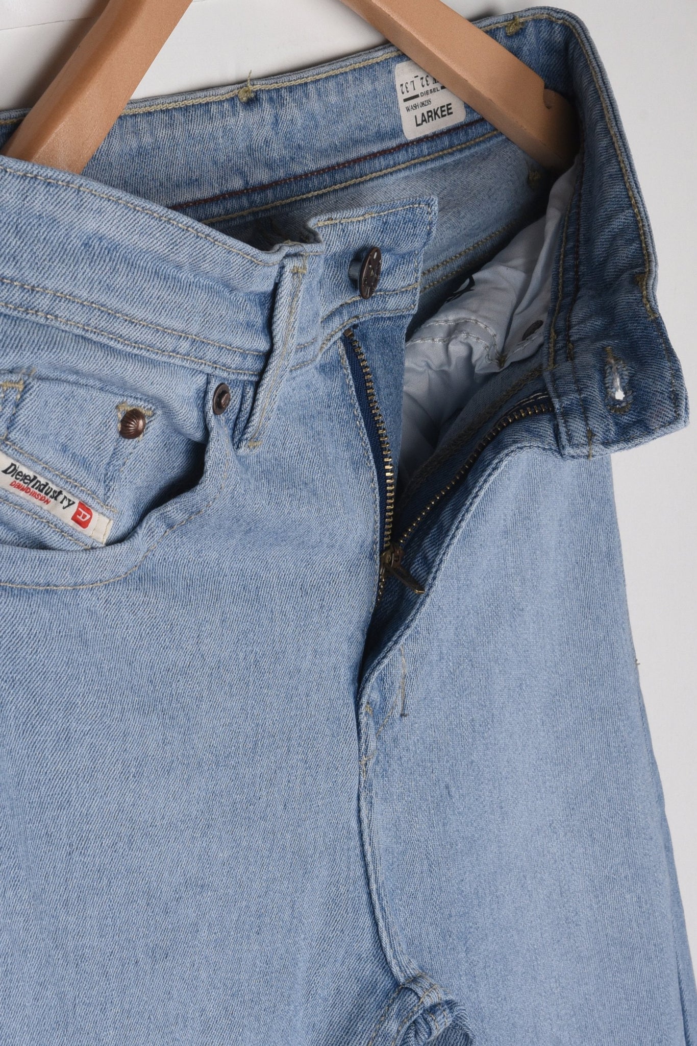 DIESEL RETRO WASH SLIM JEANS