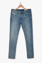 MARCUS VINTAGE WASH SUPER SLIM JEANS