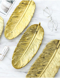 Nordic jewellery Feather Plate - waseeh.com