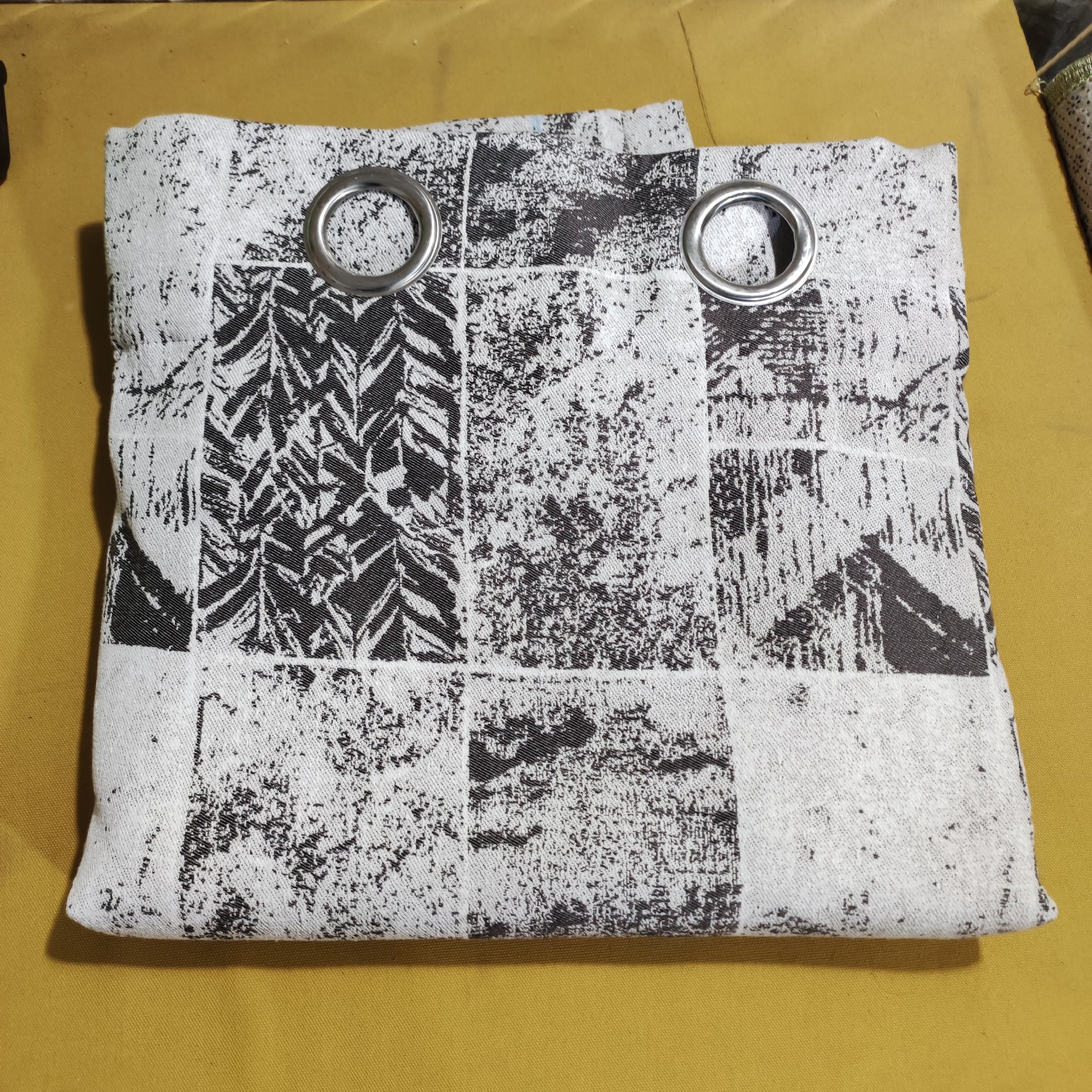Fonds Culture Thick Viscose Curtain Grey on White Base