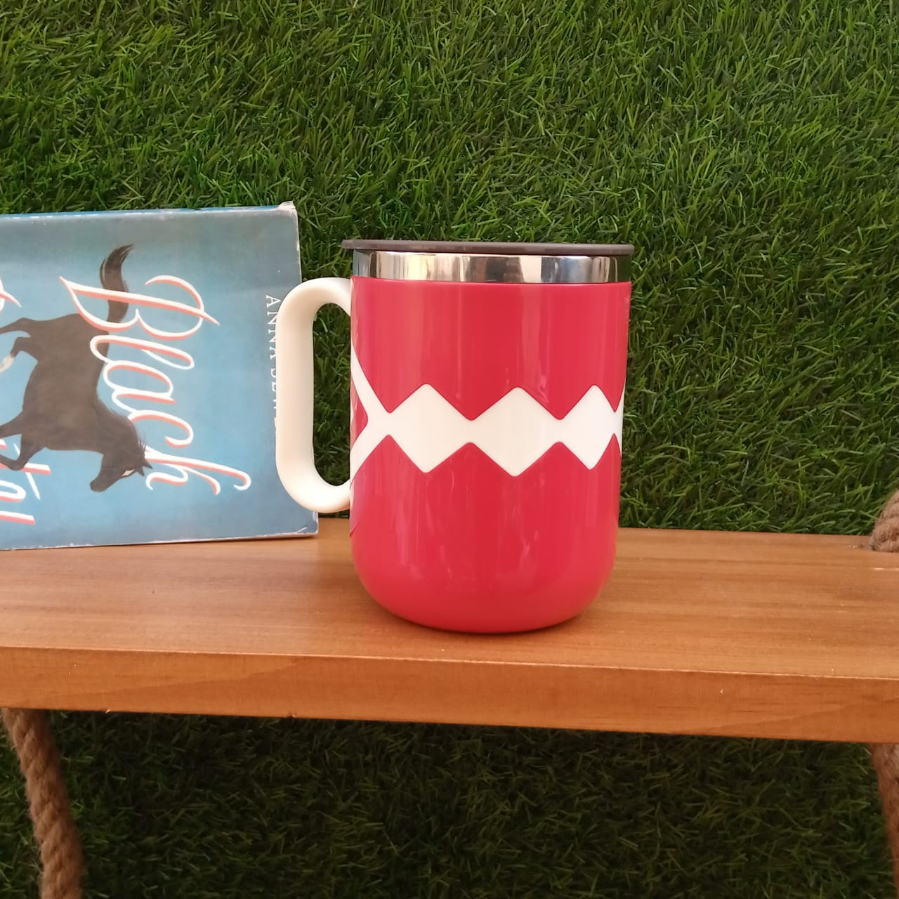 Nordic Diamond engraved Insulated Mugs