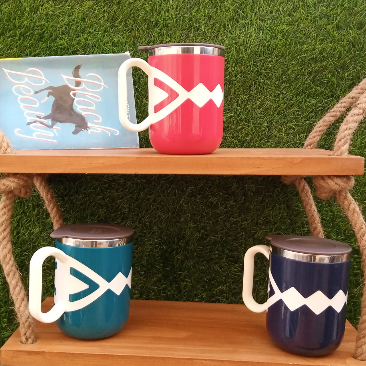Nordic Diamond engraved Insulated Mugs