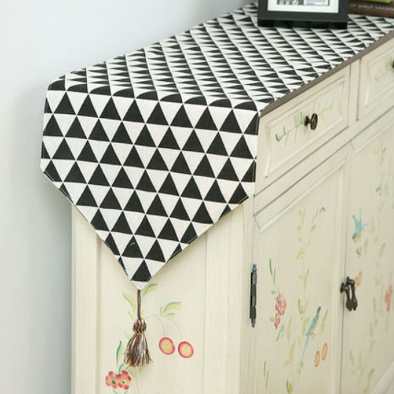 Sensorial Table Runners