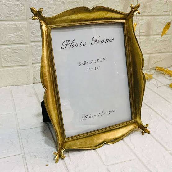 Vintage Frame Decor - waseeh.com