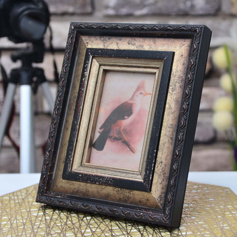Classy Frame Decor - waseeh.com