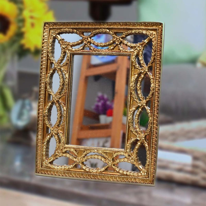 Classy Frames Decor - waseeh.com