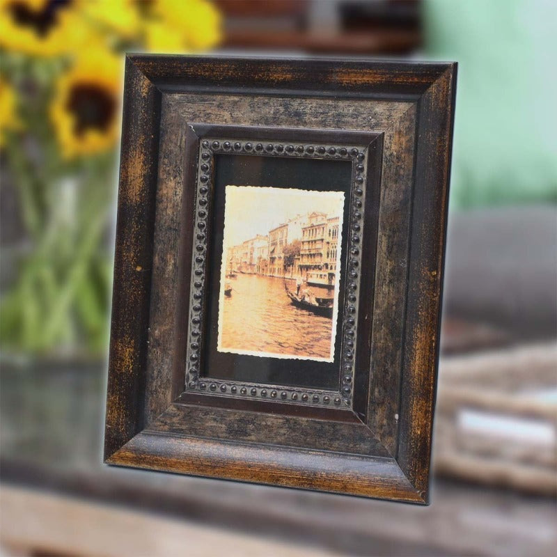 Vintage Frame Decor - waseeh.com