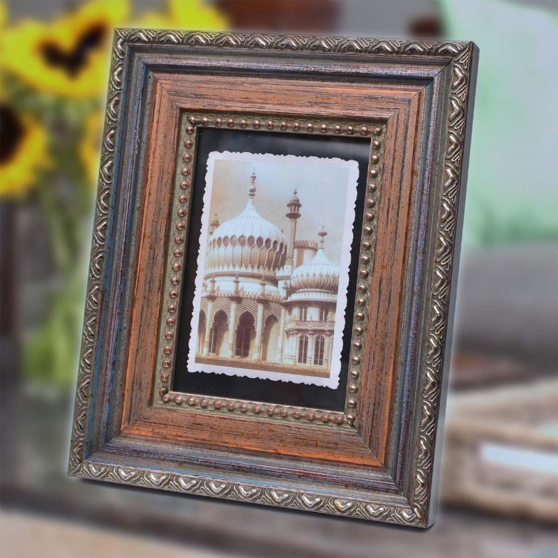 Classy Frame Decor - waseeh.com
