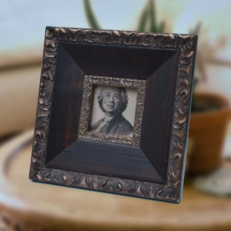 Frinzy Frame Decor - waseeh.com