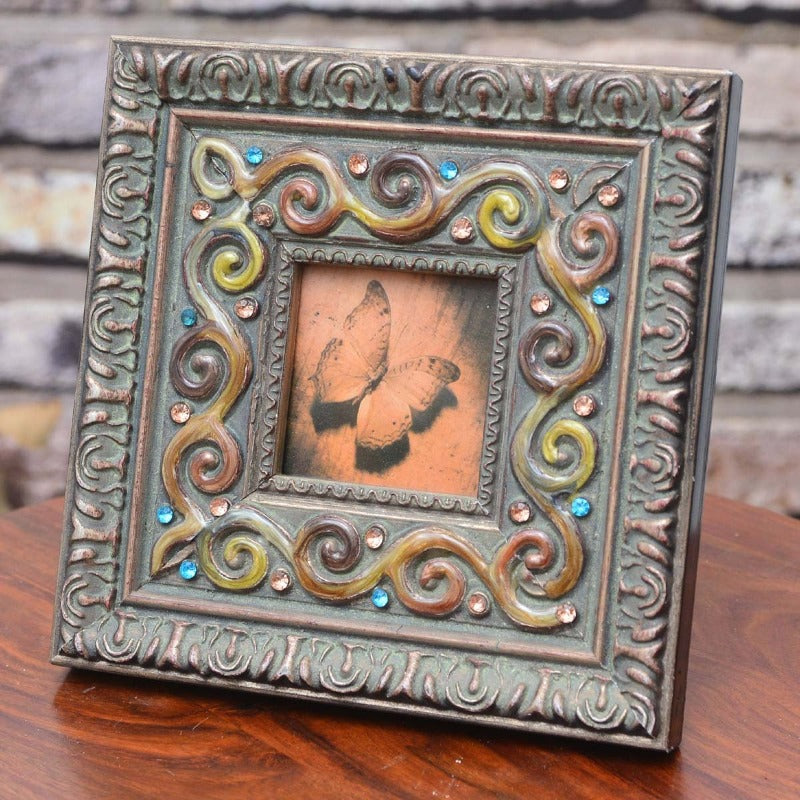 Stonzy Frame Decor - waseeh.com
