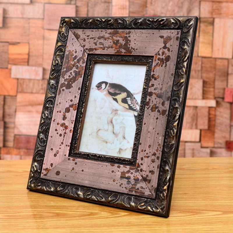 Traditional Frame Decor - waseeh.com