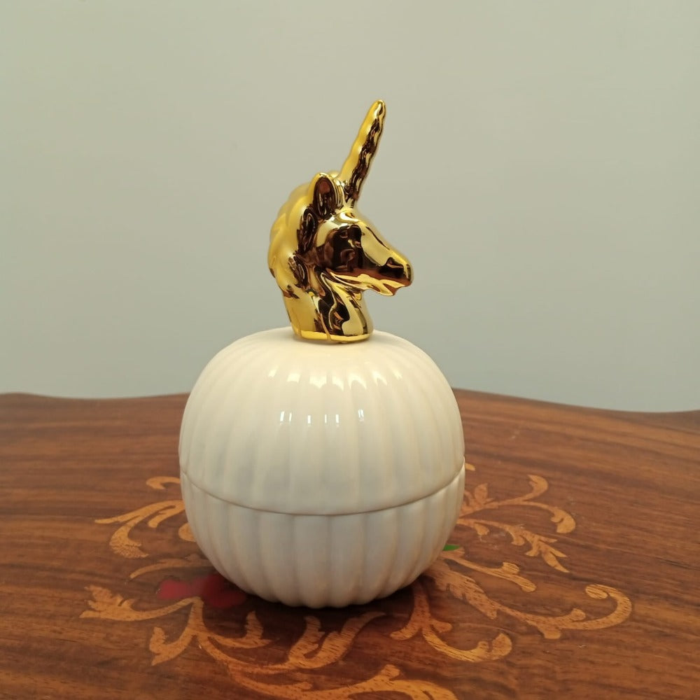Souvenir Storage Jar (White) - waseeh.com