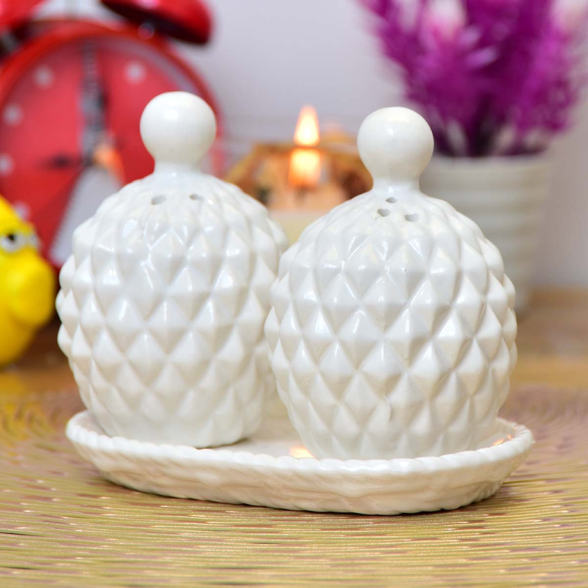Classy Sea Shell Salt & Pepper Set - waseeh.com