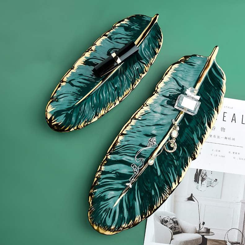 Nordic jewellery Feather Plate - waseeh.com