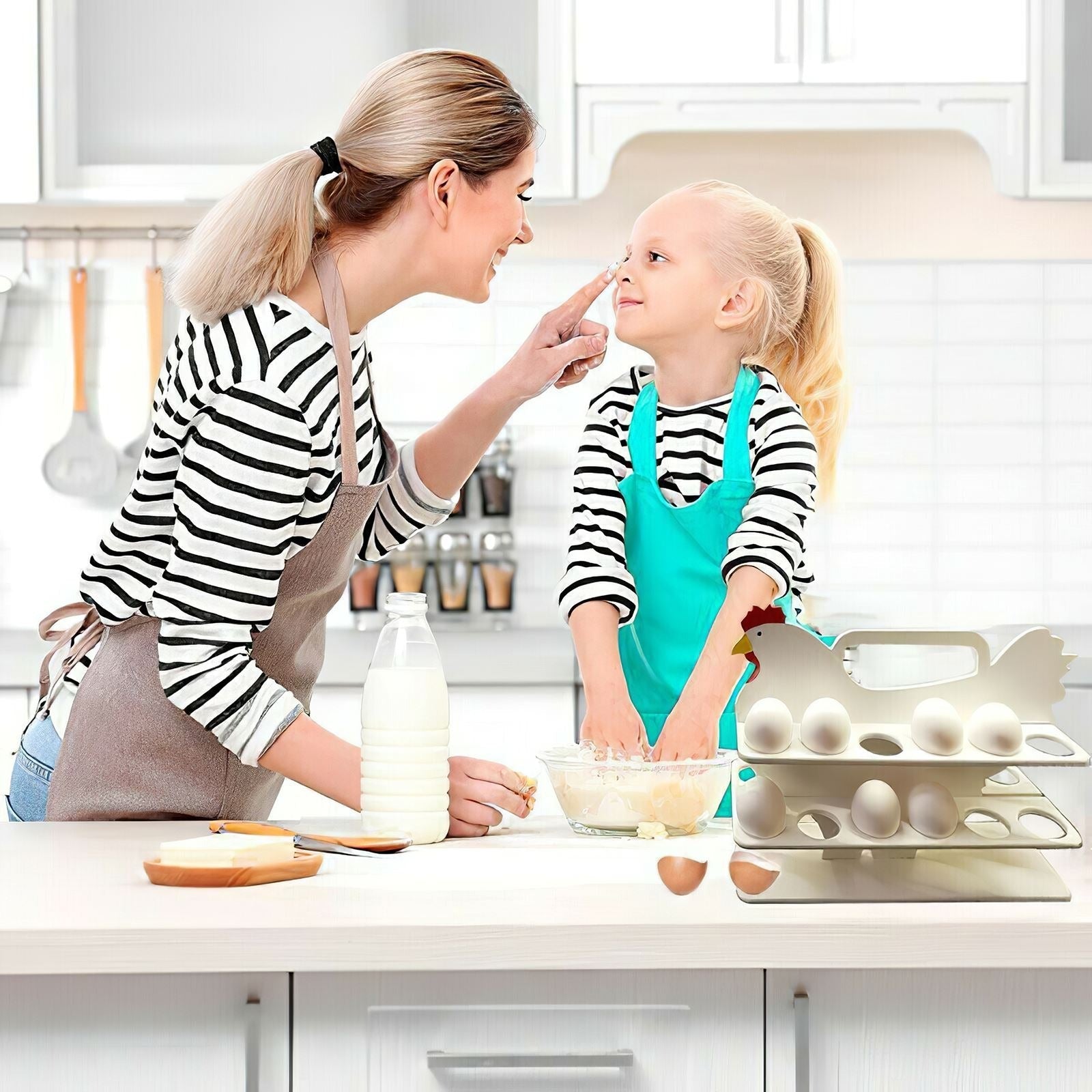 Chicky Spiral Egg Holder - waseeh.com